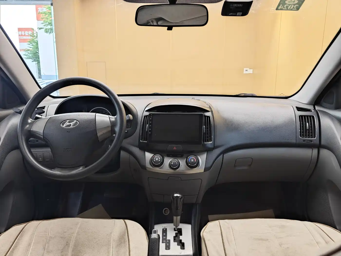 Hyundai Elantra 2011 1.6L Automatic Comfort фото 19