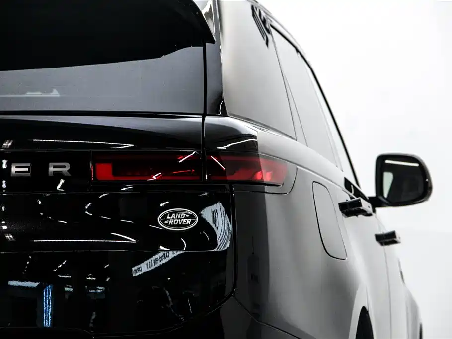 Land Rover Range Rover Sport 2024 400PS Dynamic SE фото 11