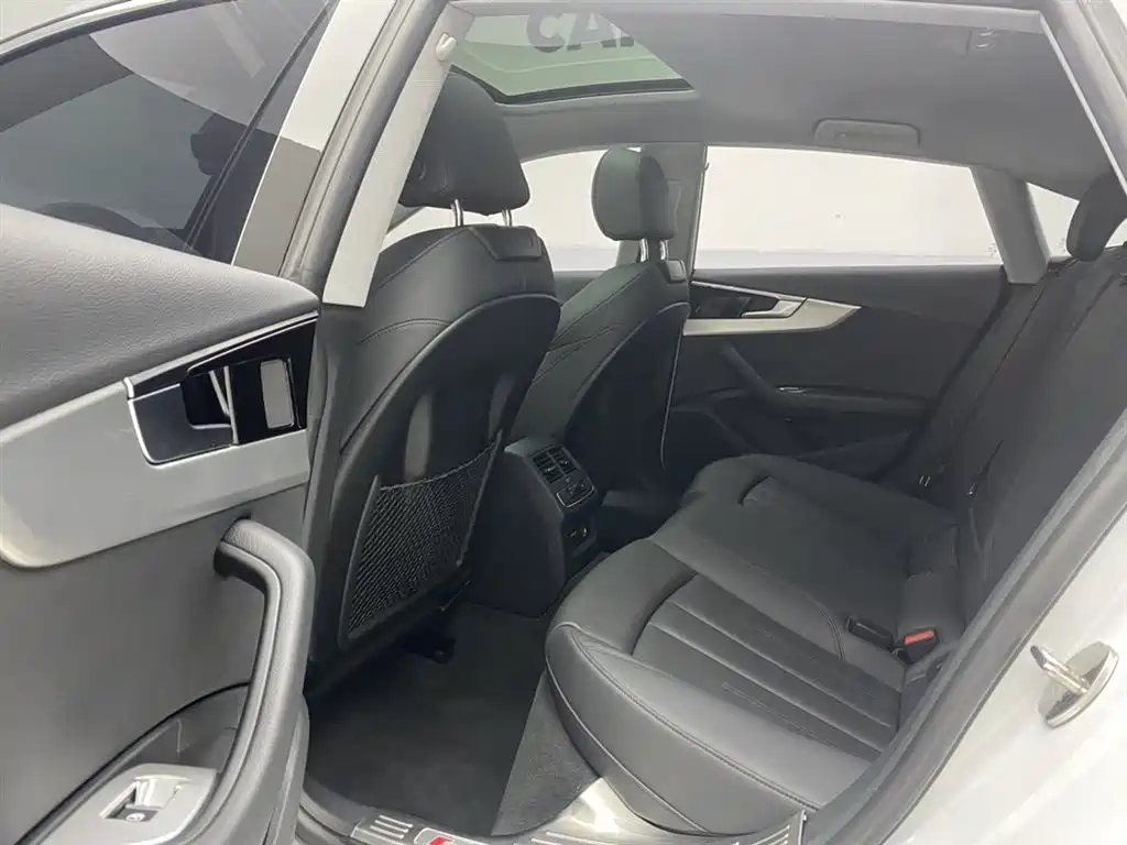 Audi A5 (Import) 2024 Sportback 40 TFSI Fashion Dynamic фото 19