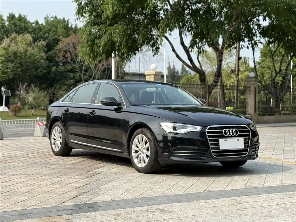 Audi A6L 2014 30 FSI Luxury фото 2