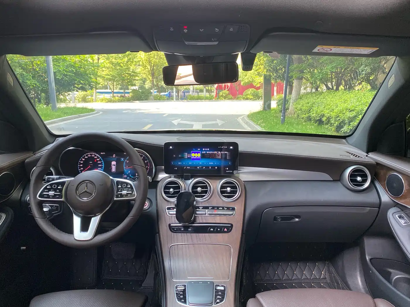 Mercedes-Benz GLC 2020 Facelift GLC 300 L 4MATIC Dynamic фото 6