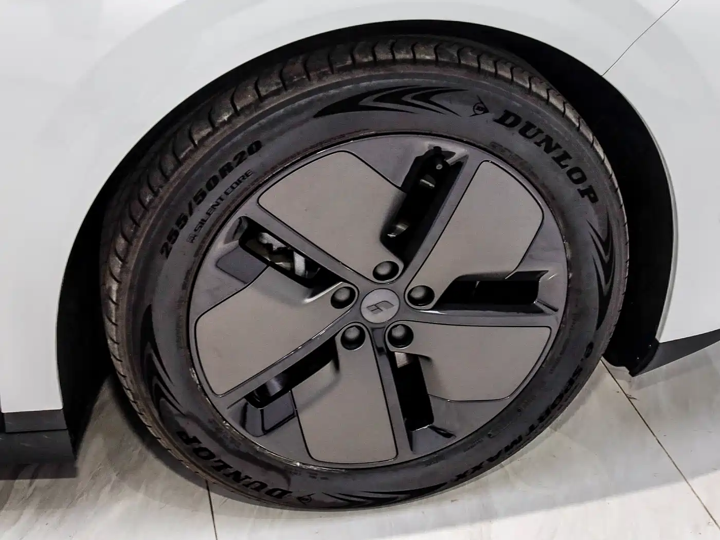 Li Auto i6 2026 2025 2WD Base Model