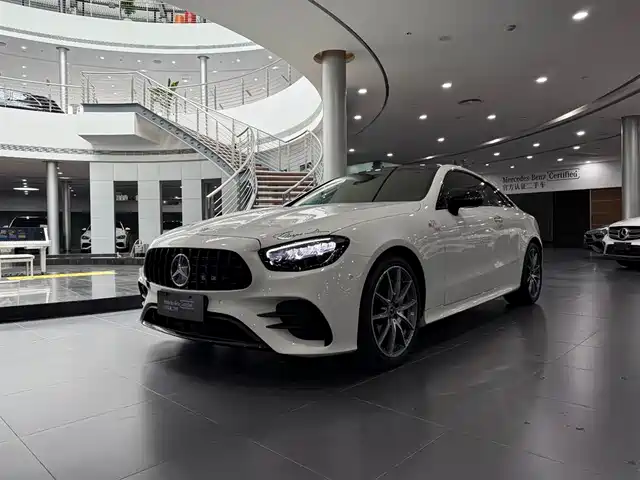 Mercedes-Benz E-Class E 260, купе