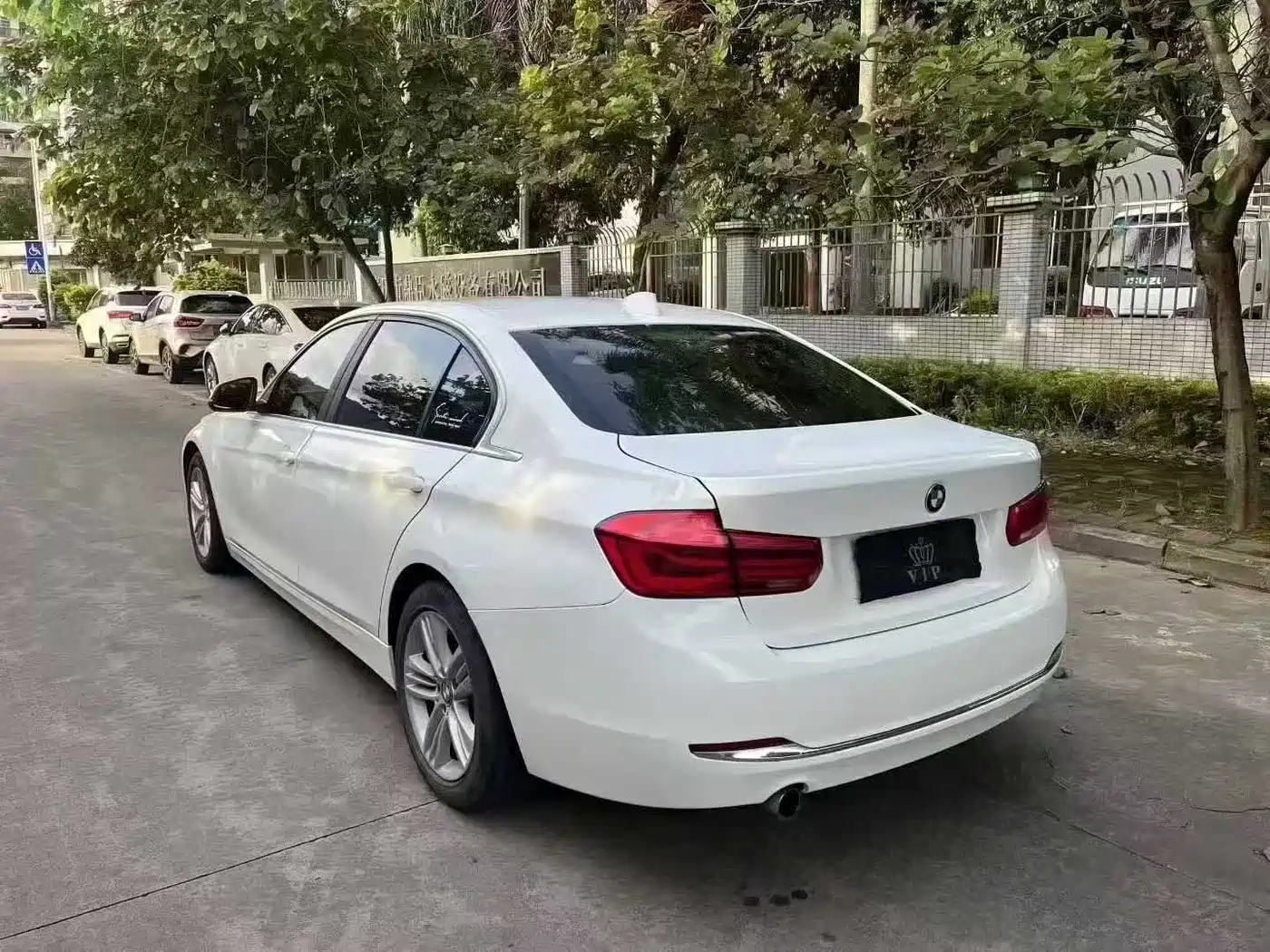 BMW 3 Series 2016 320Li Progressive фото 9