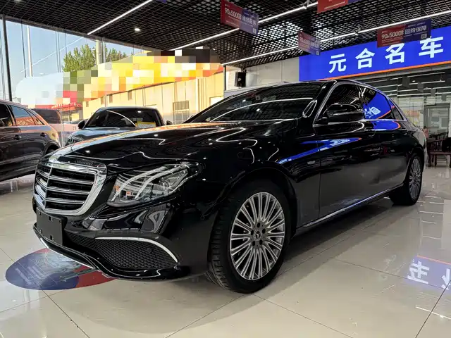 MERCEDES-BENZ E CLASS