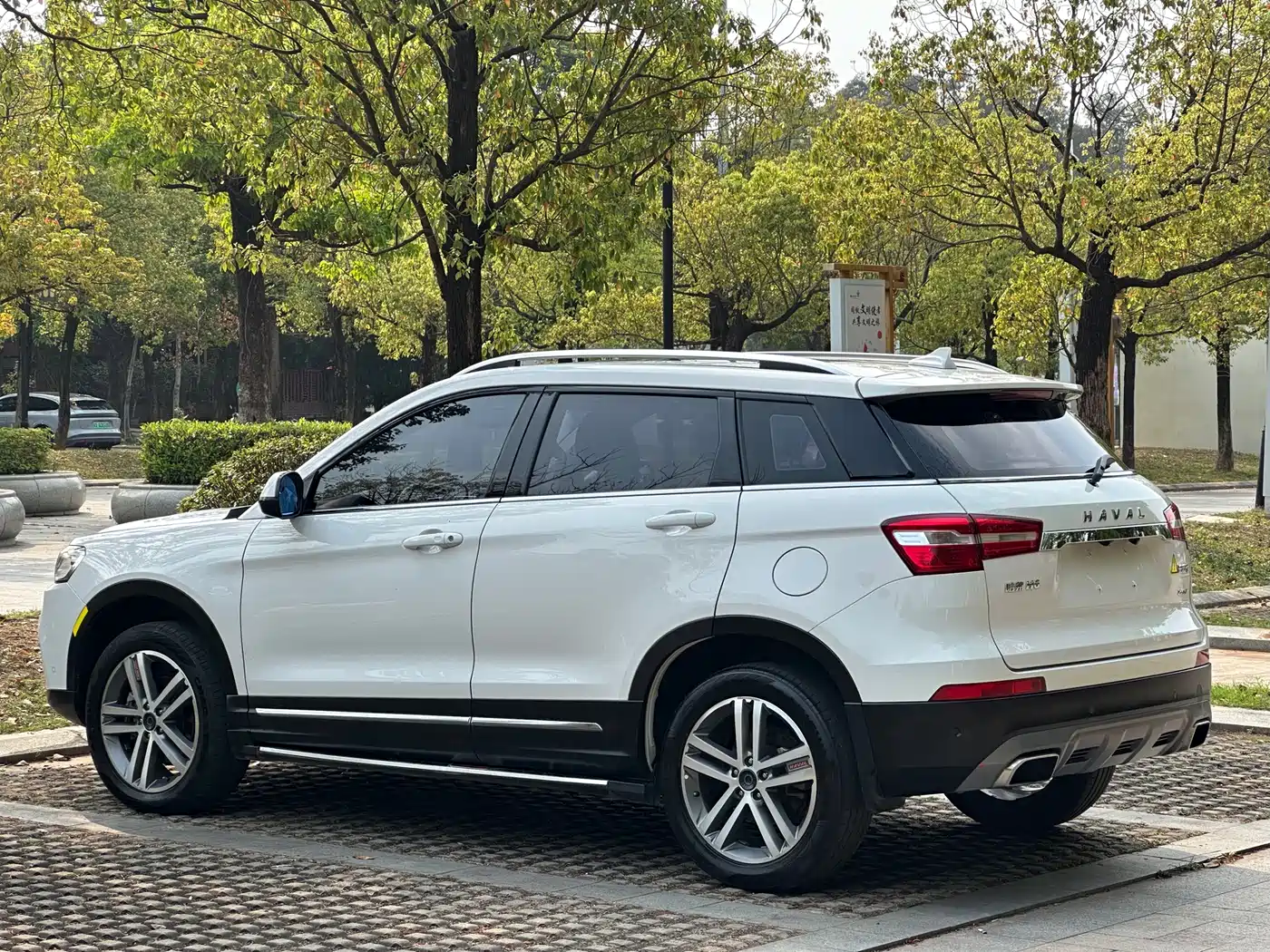 Haval H6 Coupe 2017 Red Label 2.0T Automatic 2WD Premium фото 16