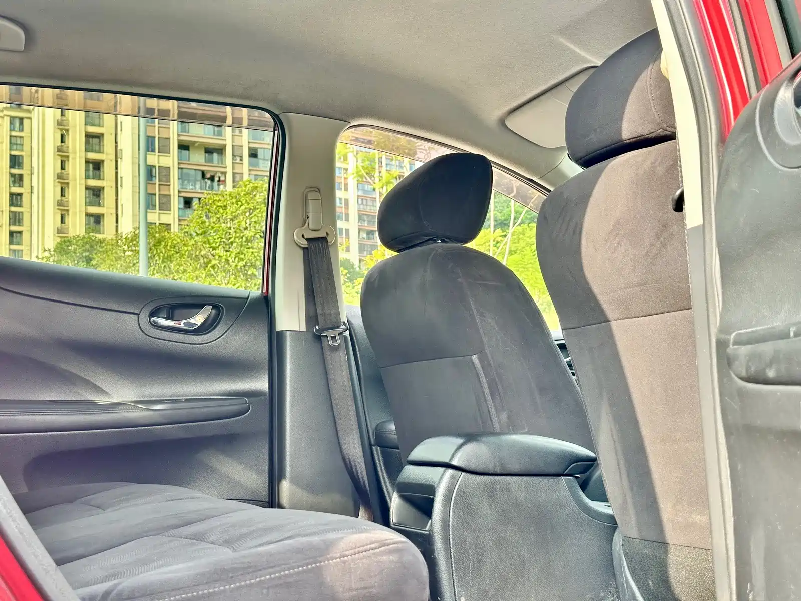 Фото 24 - Nissan Tiida