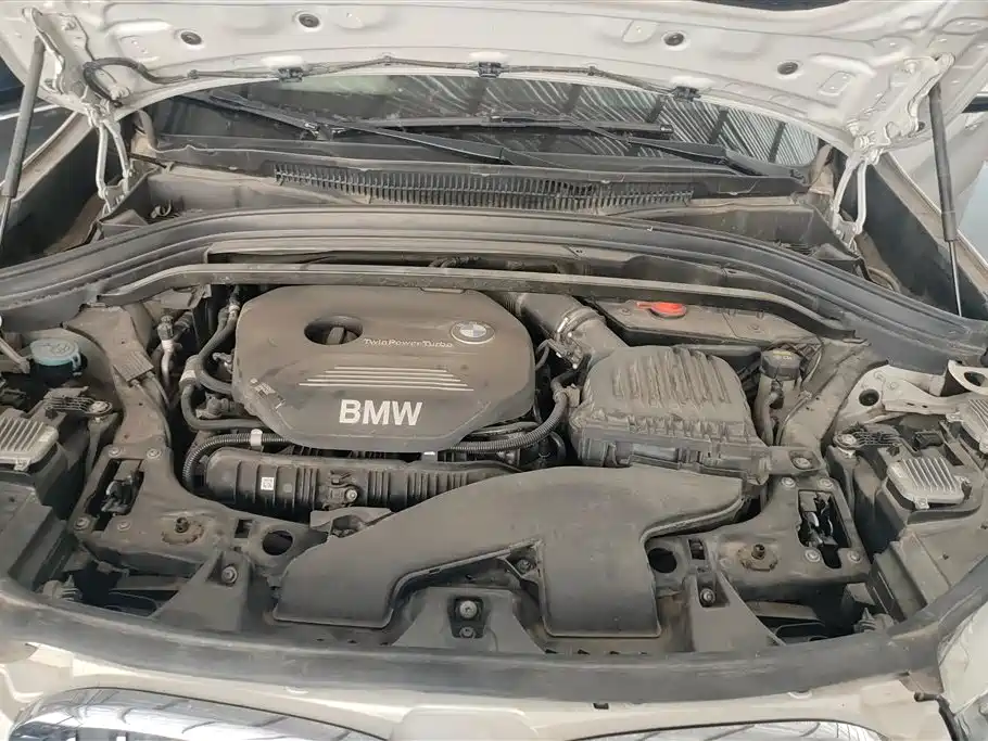 BMW X1 2019 xDrive20Li Premium Model фото 10