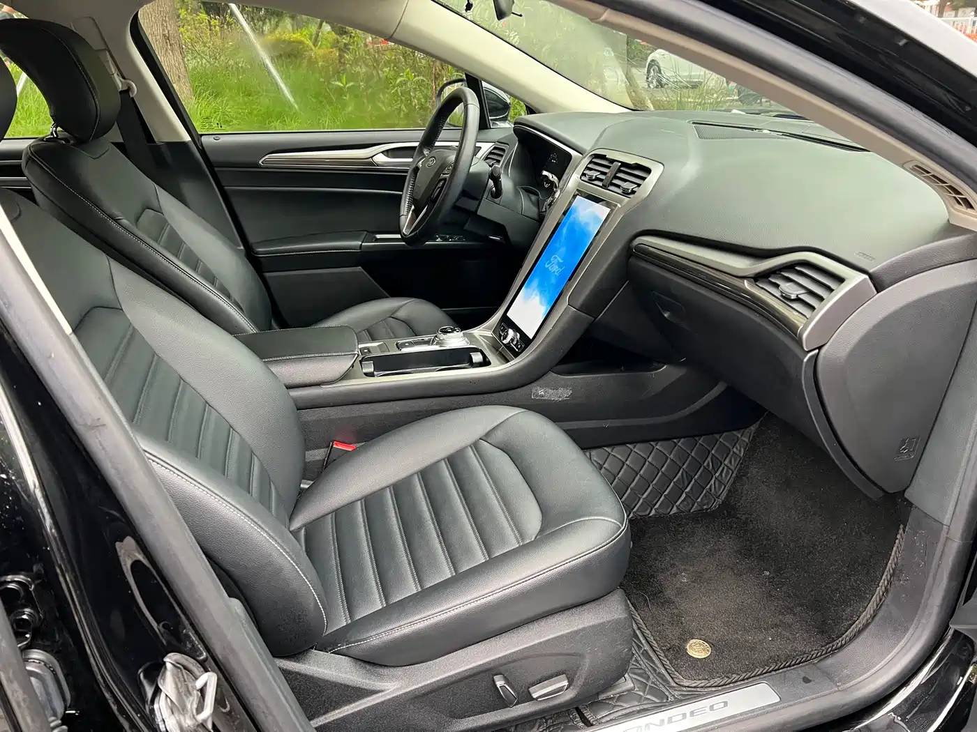 FORD MONDEO