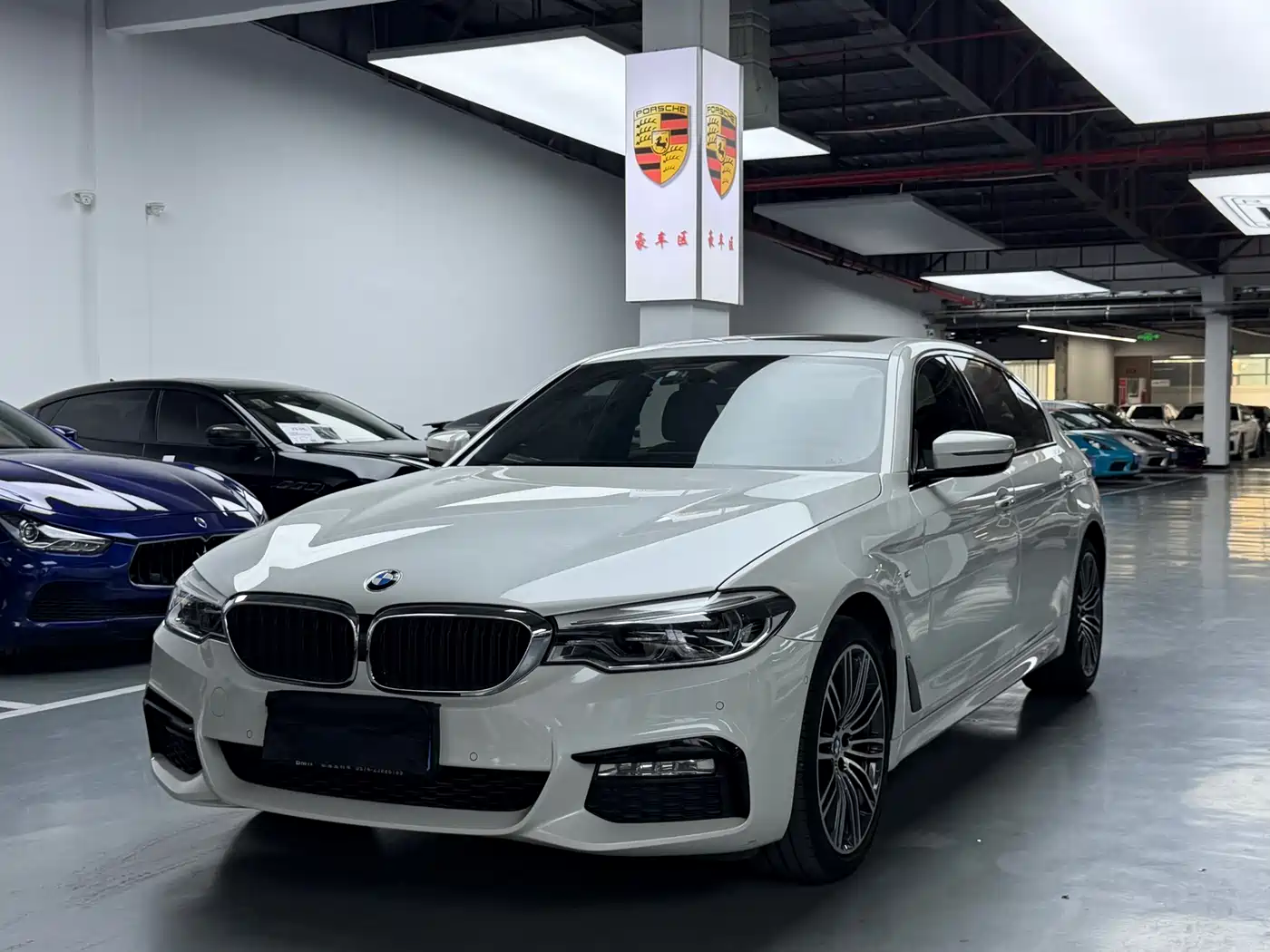 BMW 5 Series 2018 Facelift 530Li Leading M Sport Package
