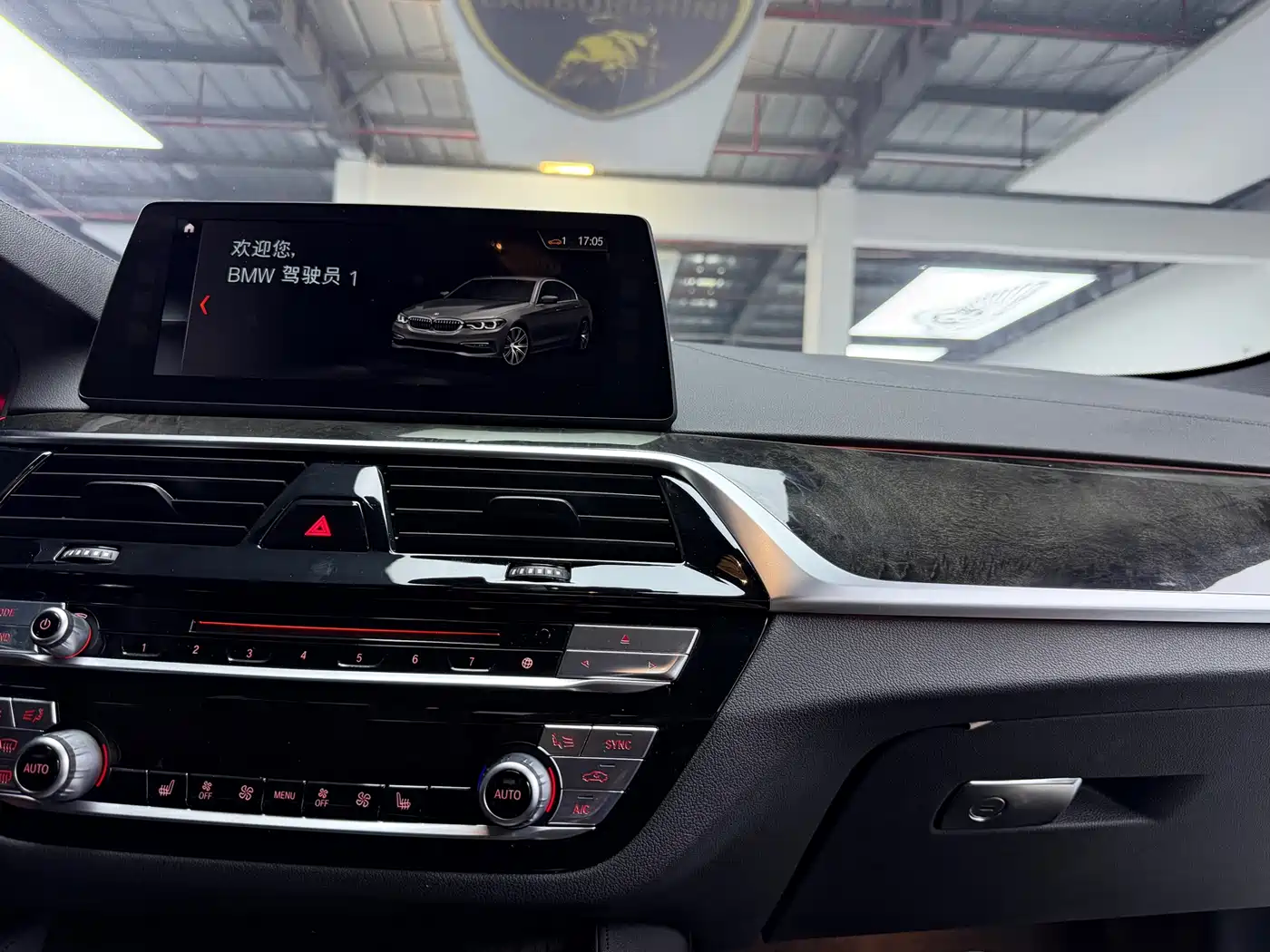 BMW 5 Series 2018 Facelift 530Li Leading M Sport Package фото 11