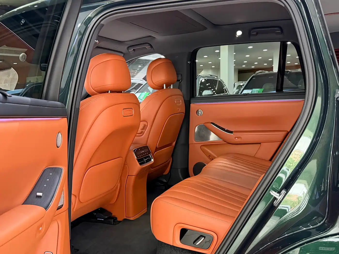 AITO Wenjie AITO M7 2026 Extended Range Ultra AWD 5-Seater фото 10