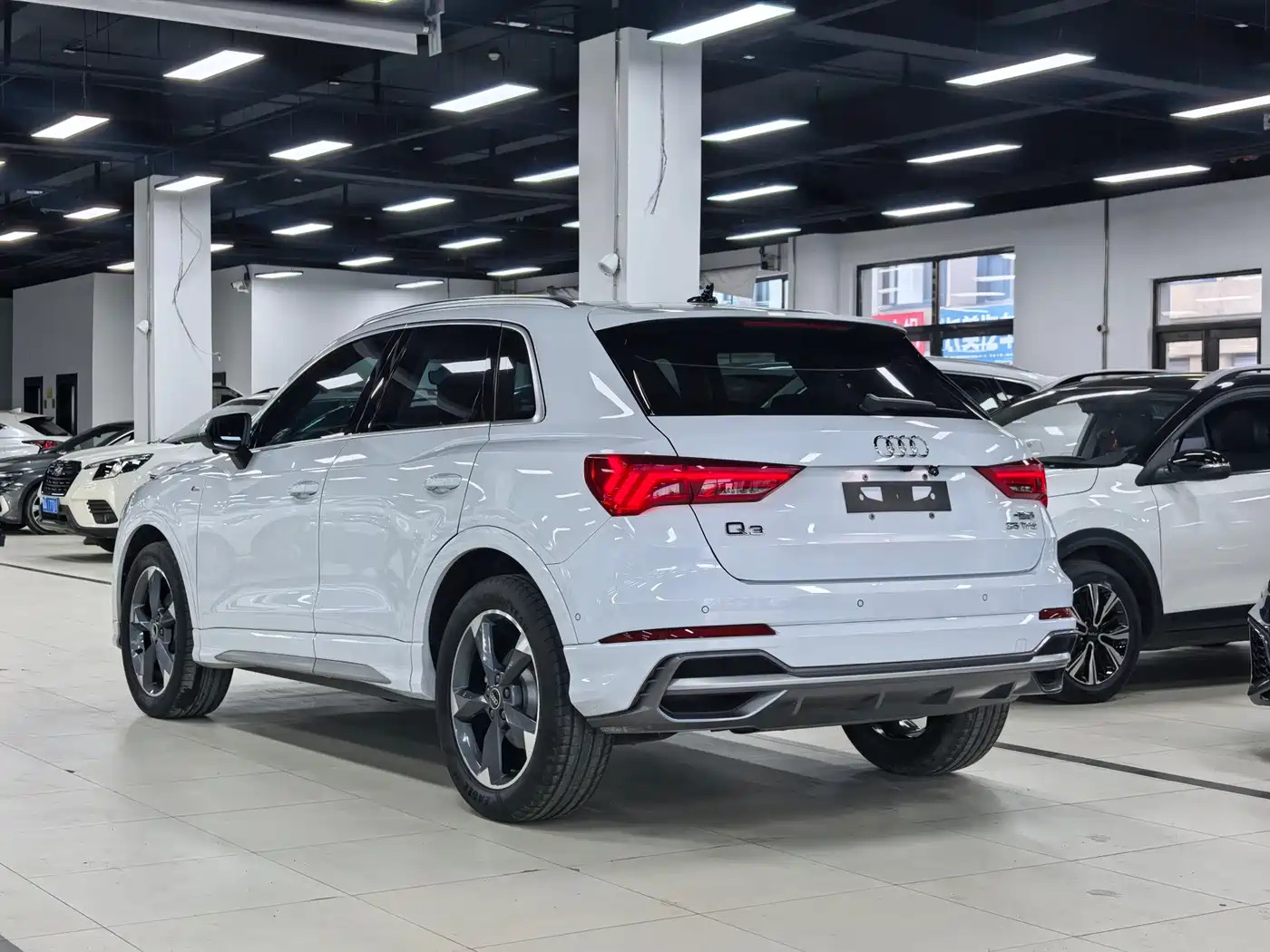 Audi Q3 2023 35 TFSI Fashion Dynamic (1.4T) фото 24