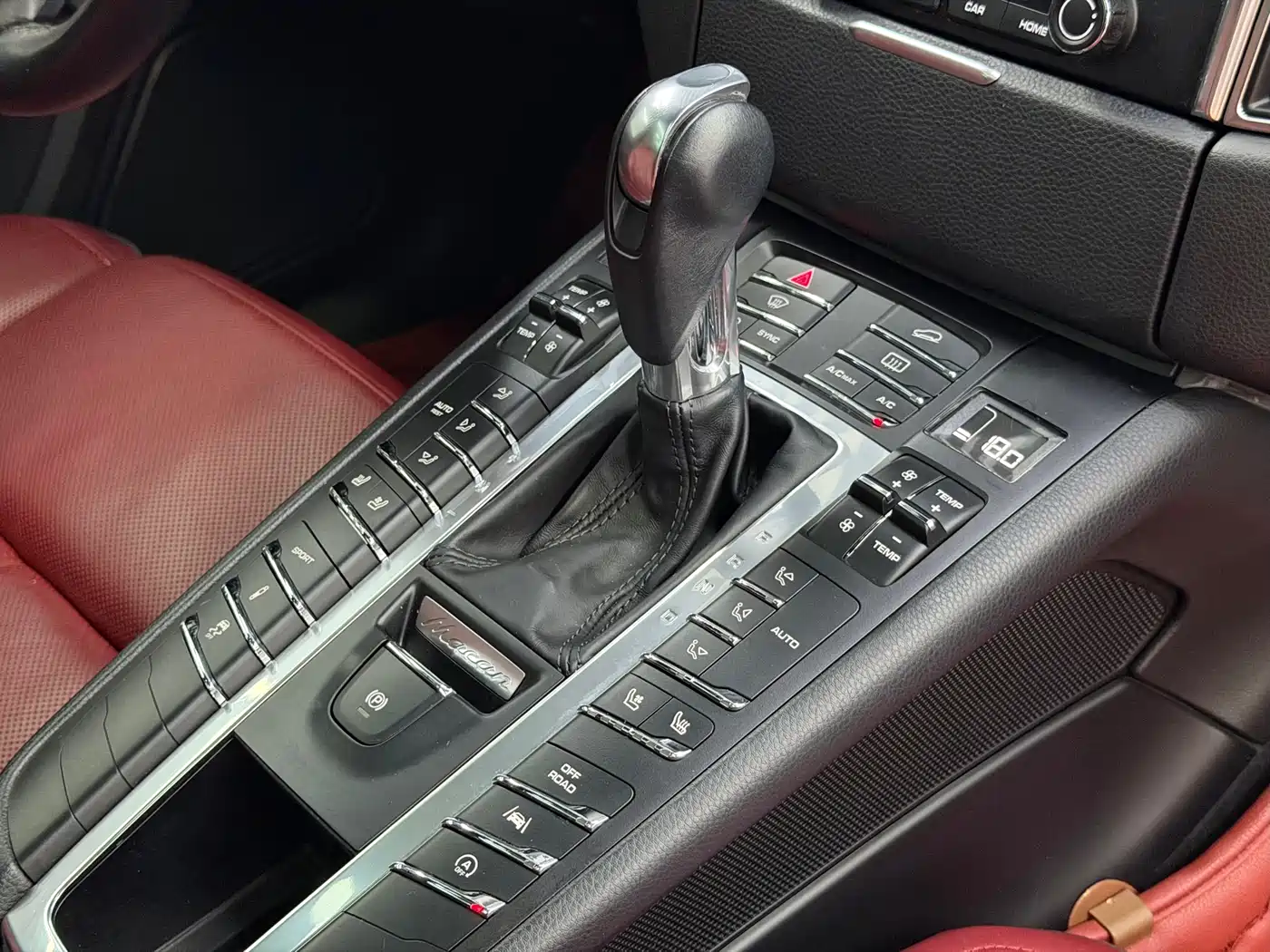 Porsche Macan 2017 Macan 2.0T фото 10