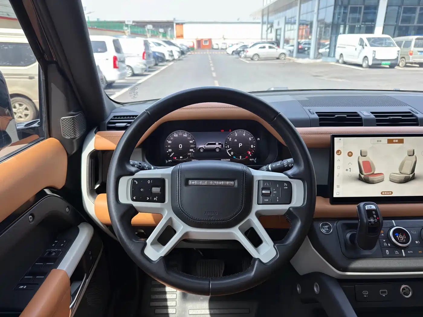 Land Rover Defender 2023 Facelift 110 3.0T P400 Dark Special Edition фото 12