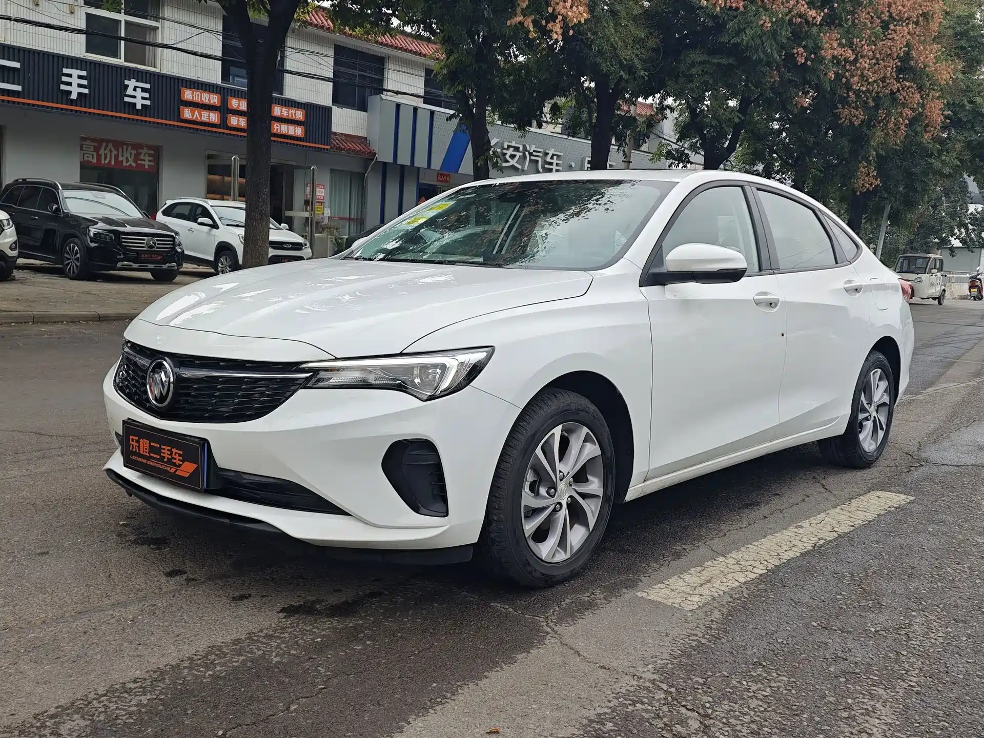Фото 1 - Buick Verano