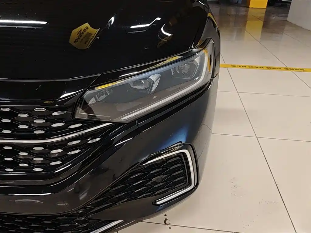 Volkswagen Passat 2024 330TSI Starlight Elite Edition фото 24