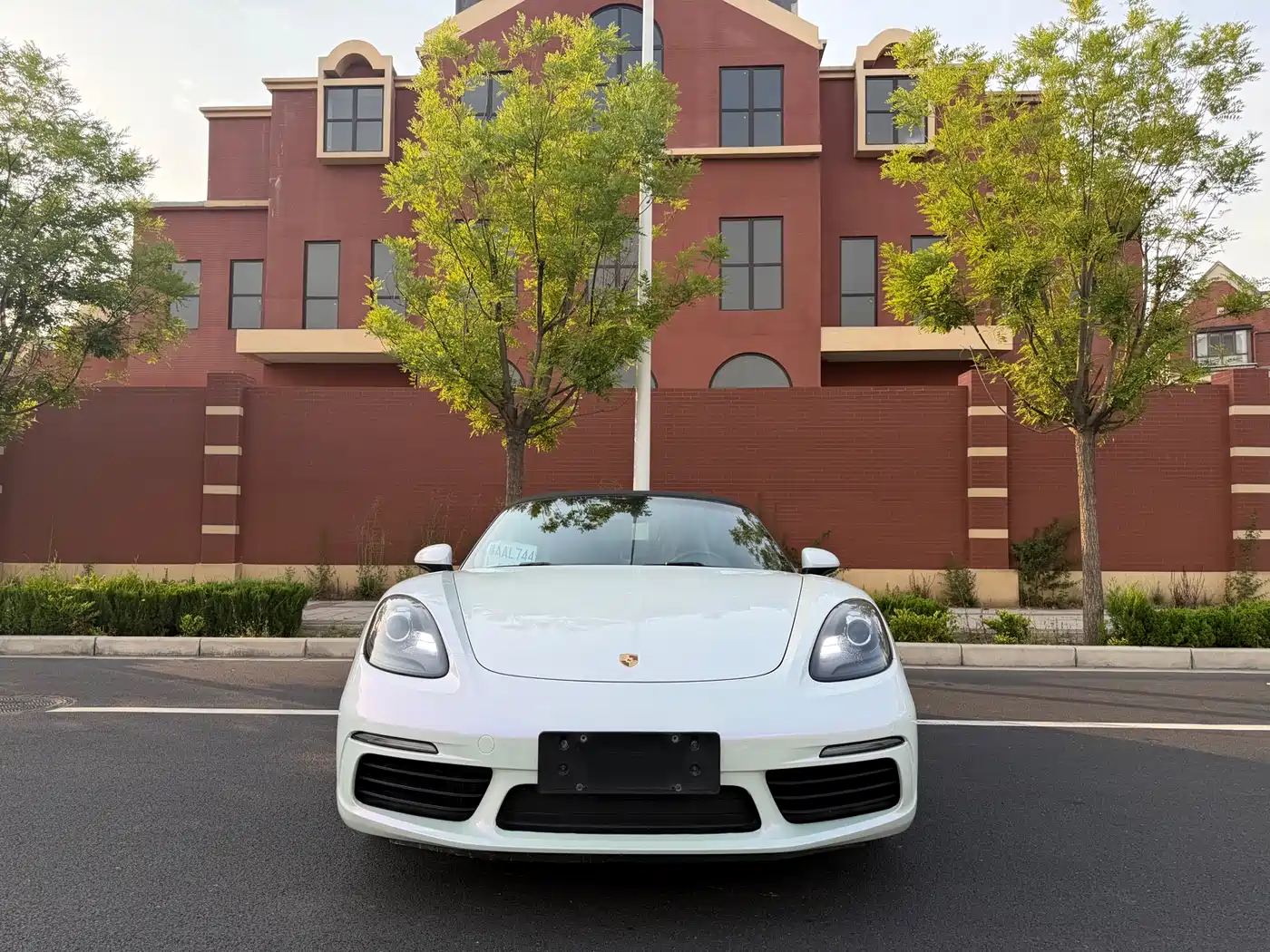 Porsche 718 2016 Boxster 2.0T фото 2