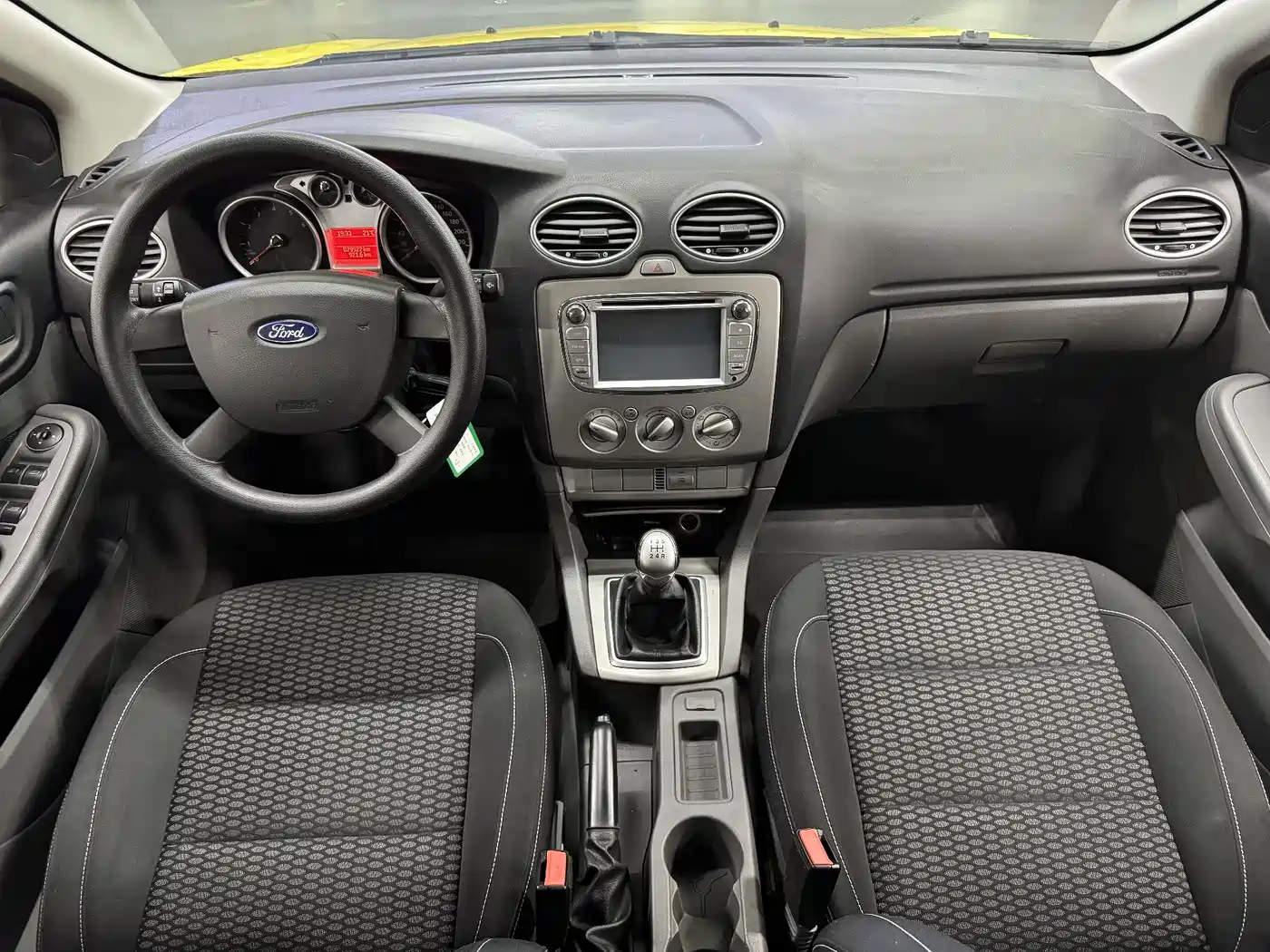 Photo 17 - Ford Focus
