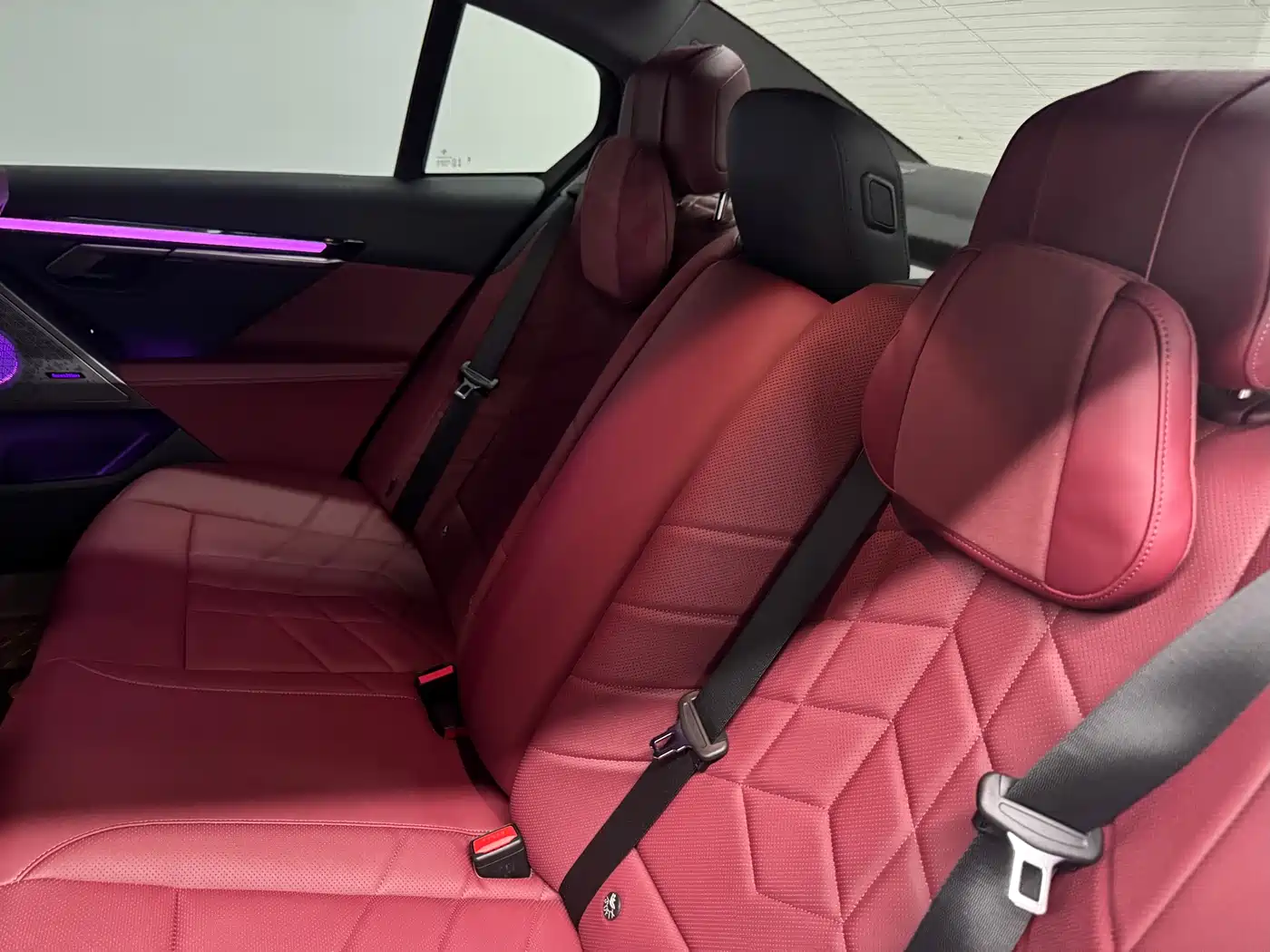 BMW 5 Series 2024 530Li Leading M Sport Package фото 10