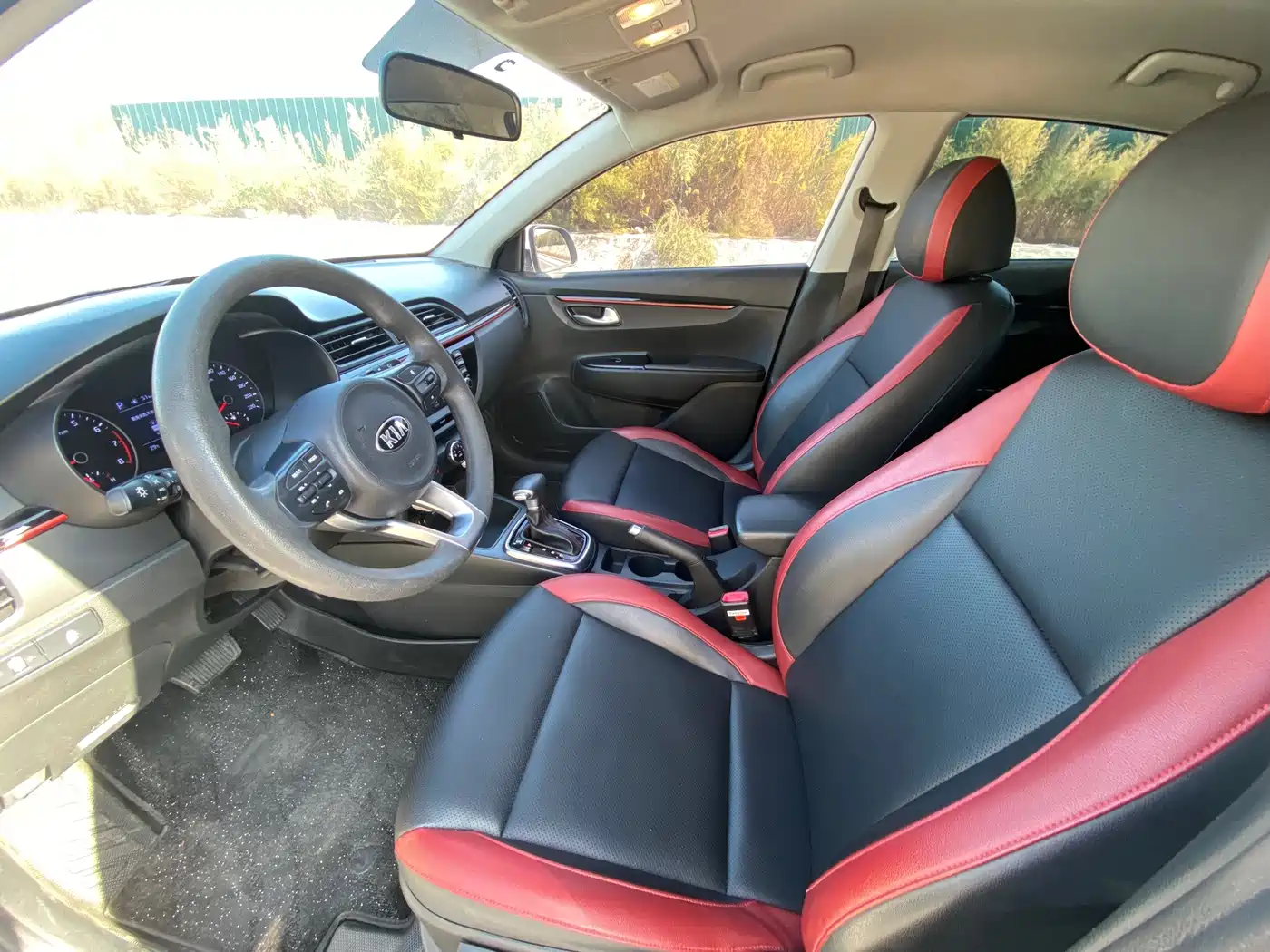 Kia KX CROSS 2018 2017 1.4L AT GLS