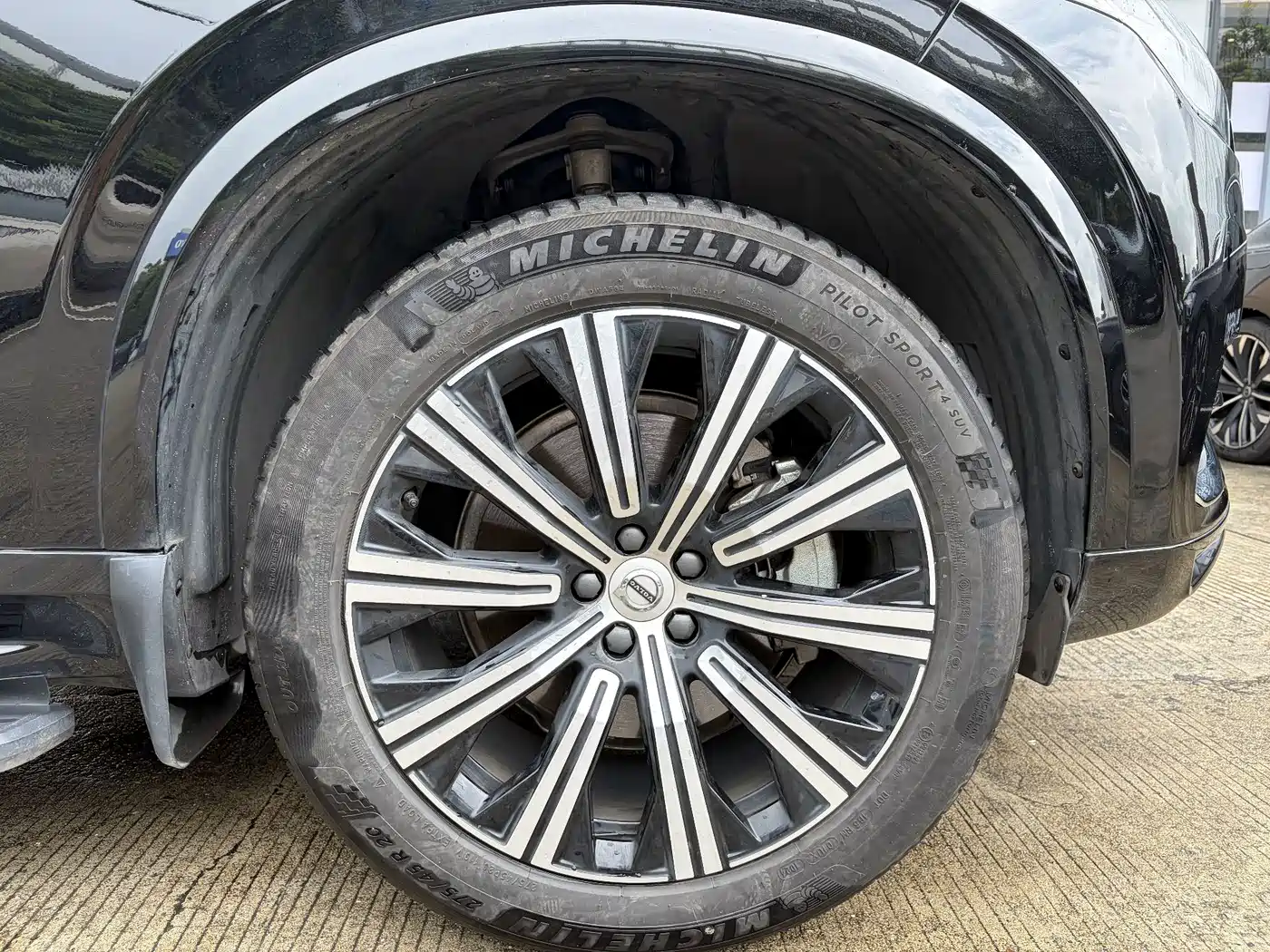 Volvo XC90 2024 2024 B5 Smart Luxury 5-Seater