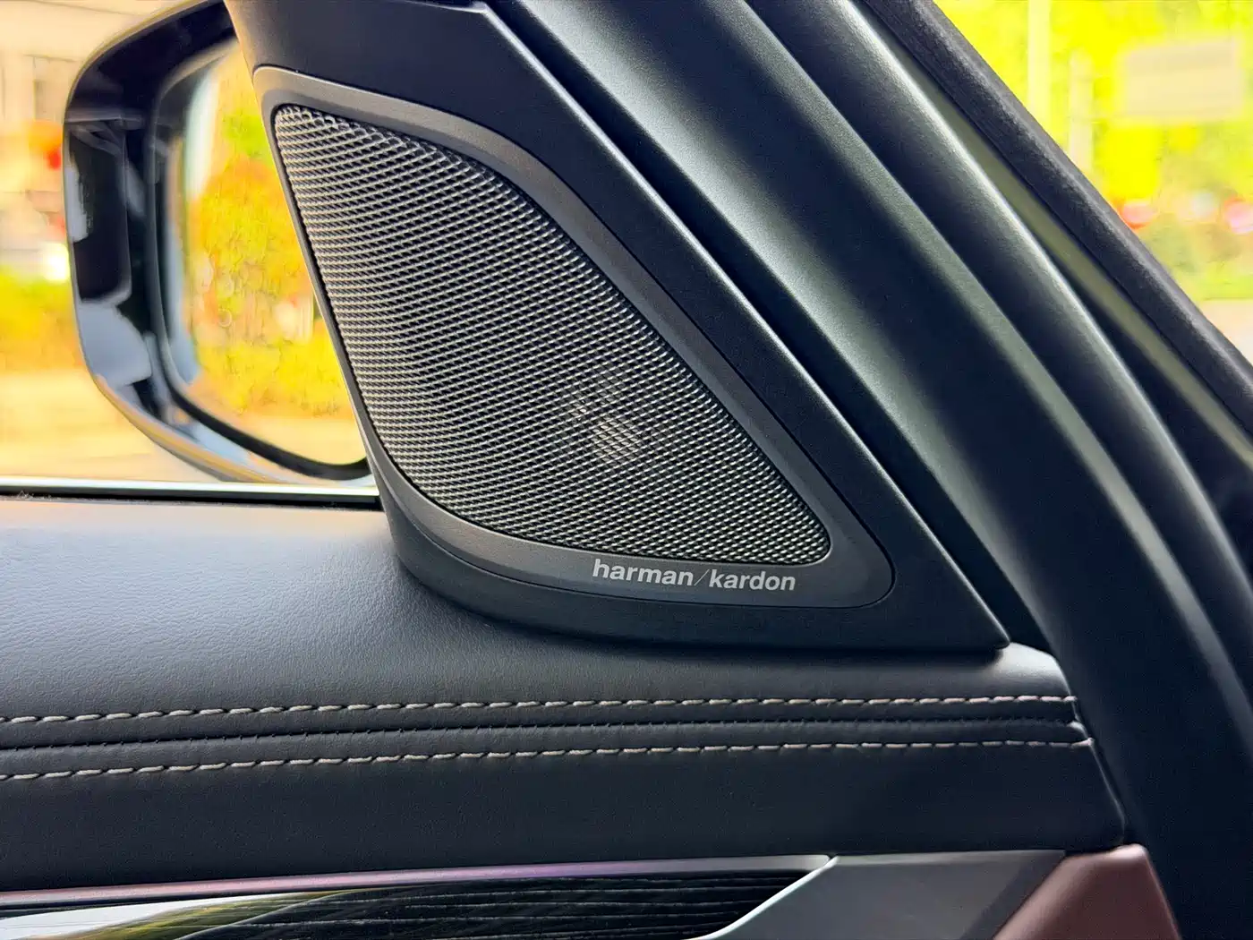 BMW 7 Series 2021 Model 730Li M Sport Package фото 21