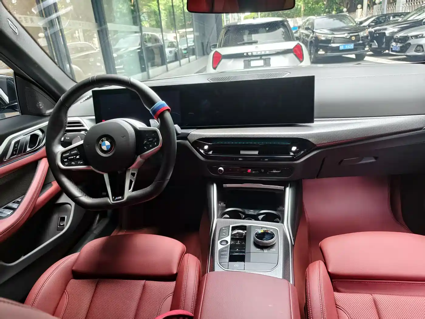 BMW 4 Series 2024 430i M Sport Shadow Edition фото 3