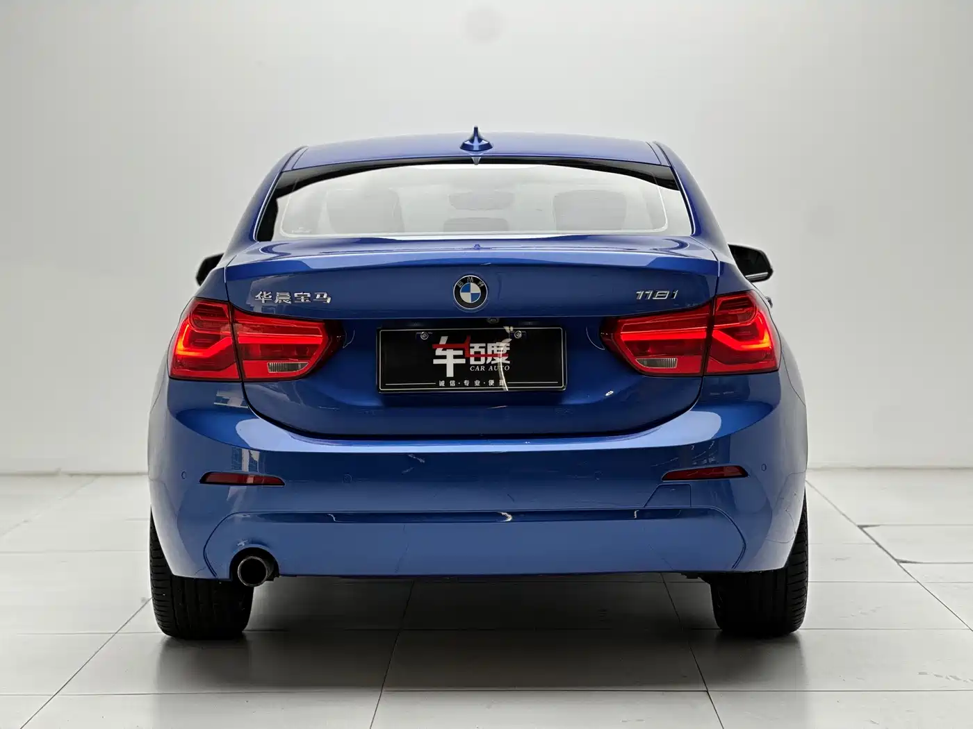 BMW 1 Series 2019 118i Fashion Edition фото 5