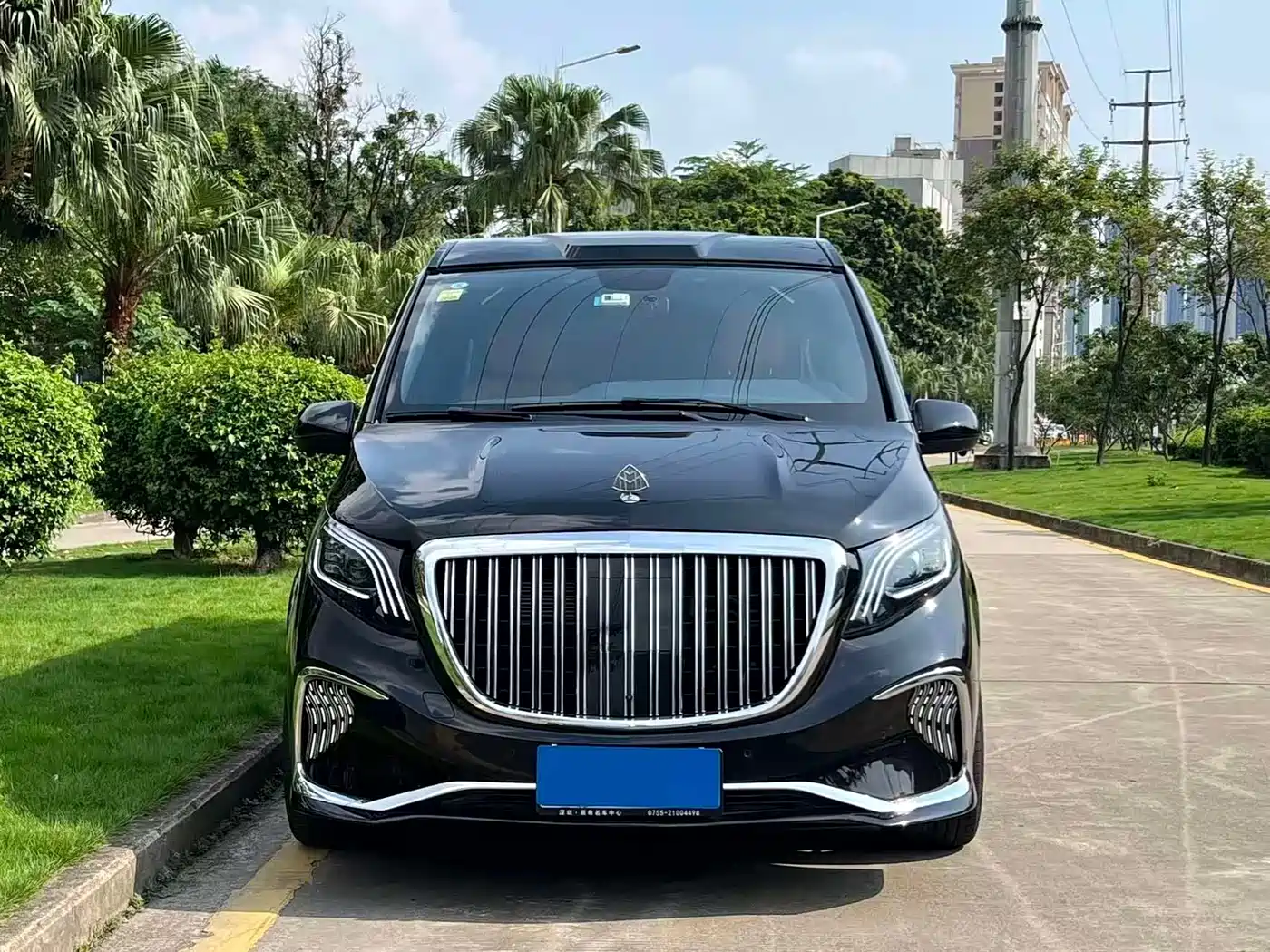 Mercedes-Benz Vito 2024 2.0T Business 7-Seater фото 7