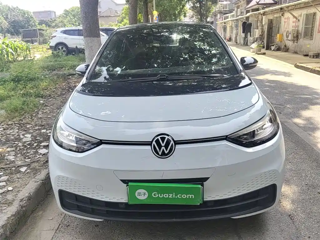 Volkswagen ID.3 2023 Upgraded Pure Intelligence Edition фото 3