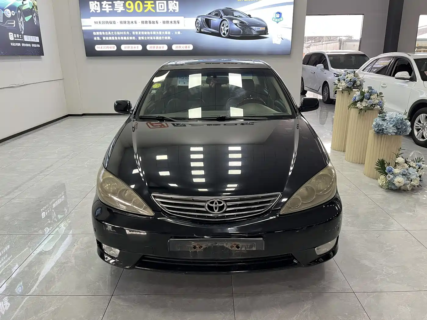 Toyota фото 2