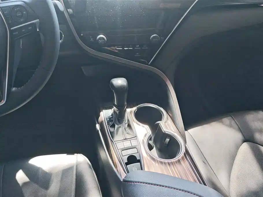 Toyota Camry 2019 Facelift 2.5G Luxury Edition фото 16