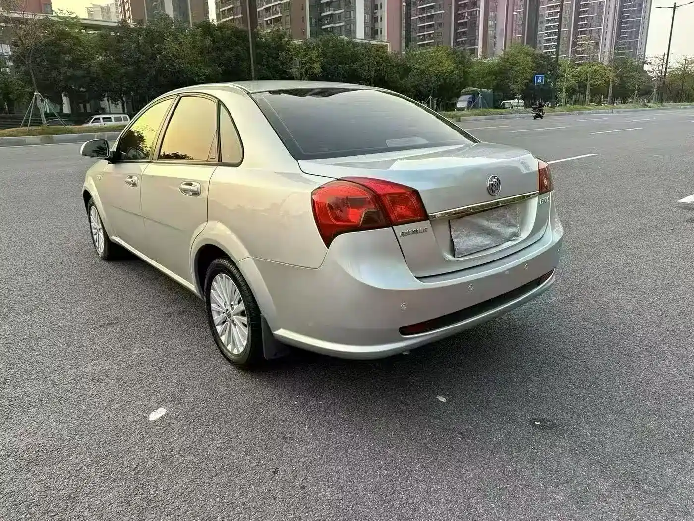 Photo 7 - Buick Excelle