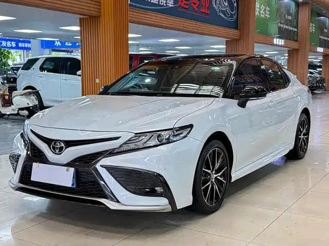 Toyota Camry 2022