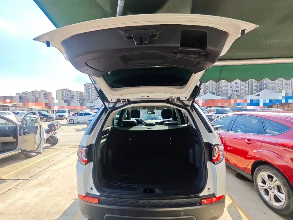 Фото 19 - Land Rover Discovery Sport