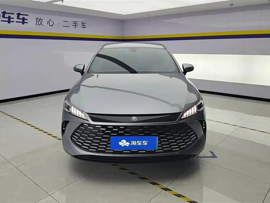 BYD Qin PLUS 2025 DM-i Smart Drive 55KM Leader фото 2