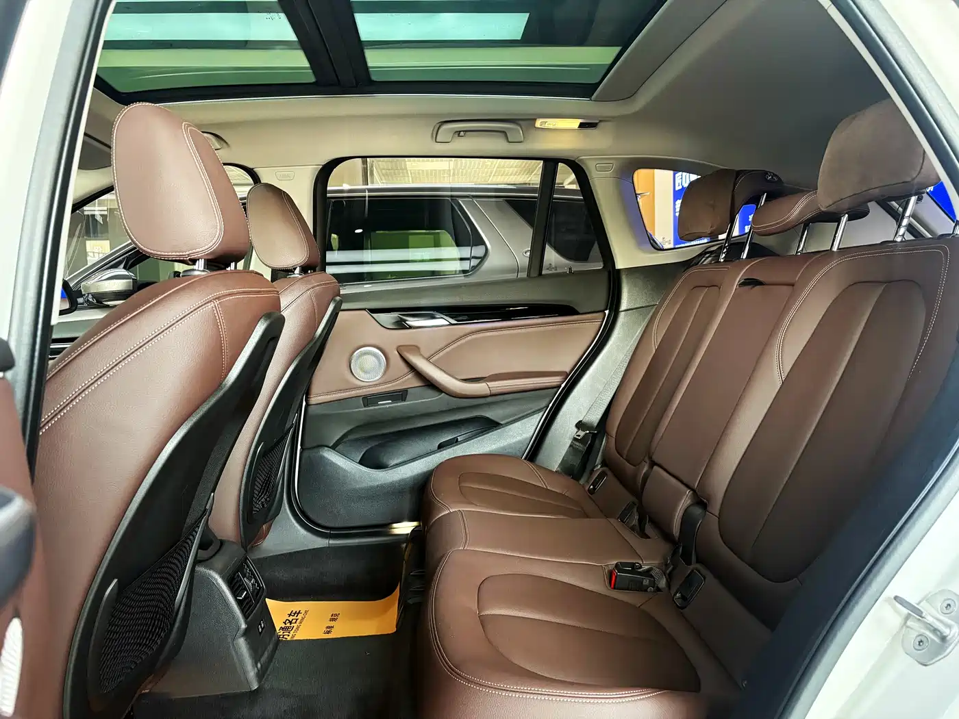 BMW X1 2022 sDrive25Li Leading фото 10