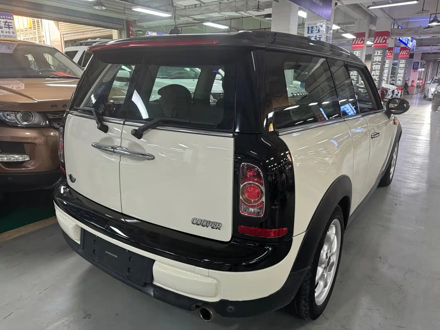 Фото 4 - MINI CLUBMAN