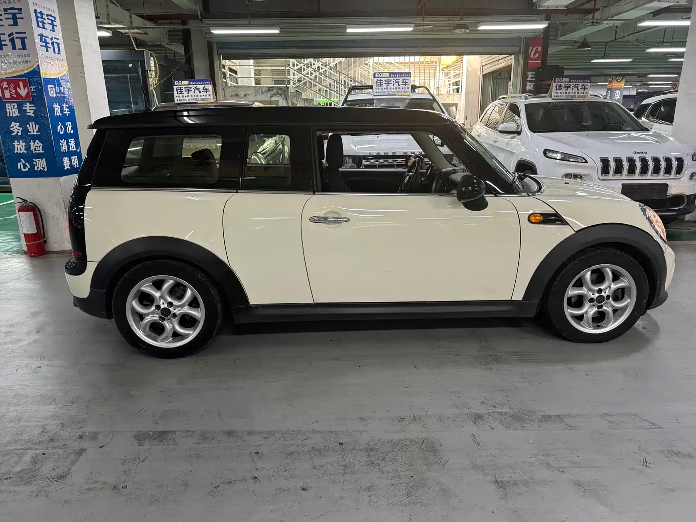 Фото 5 - MINI CLUBMAN