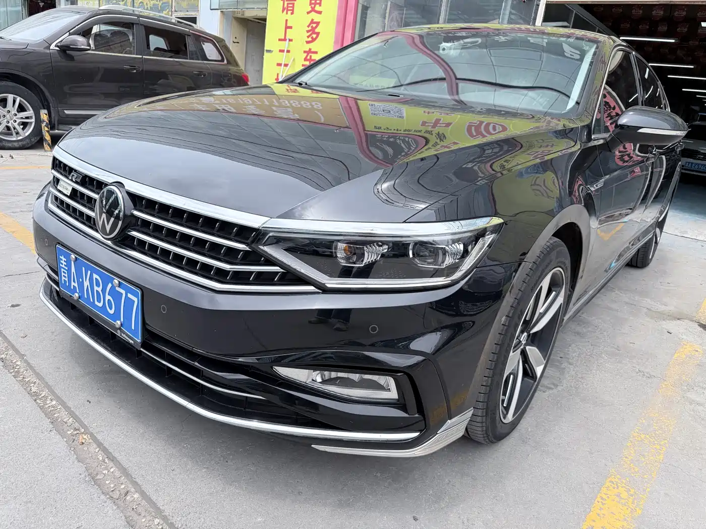 Volkswagen Magotan 2023 2 Million Units Anniversary Edition 330TSI DSG Leading Type