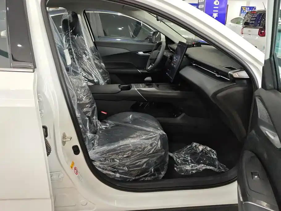 Changan Eado 2026 2025 Blue Whale 1.5T 500Bar Premium