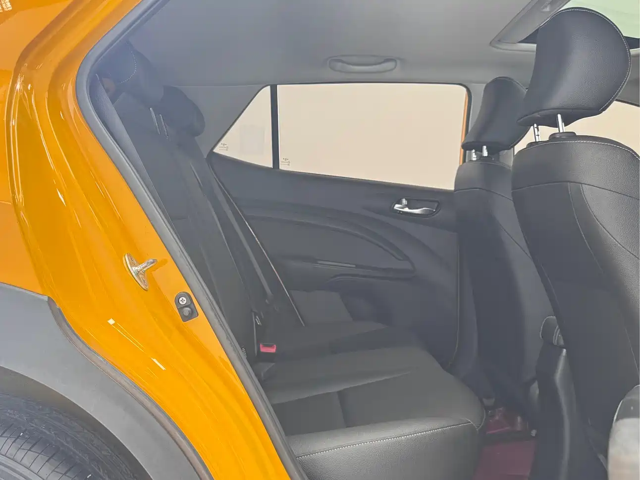 Kia KX1 2021 1.4L CVT Fun Sunroof Version фото 13