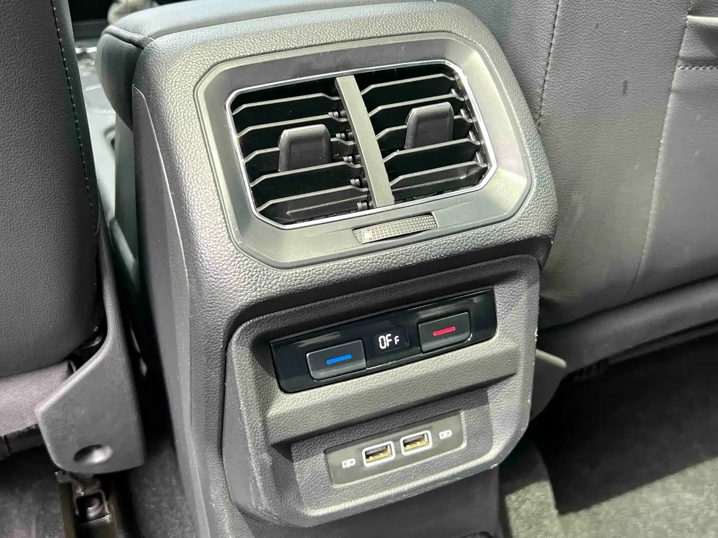 Volkswagen Tiguan L 2021 330TSI Automatic 2WD R-Line Premium фото 15