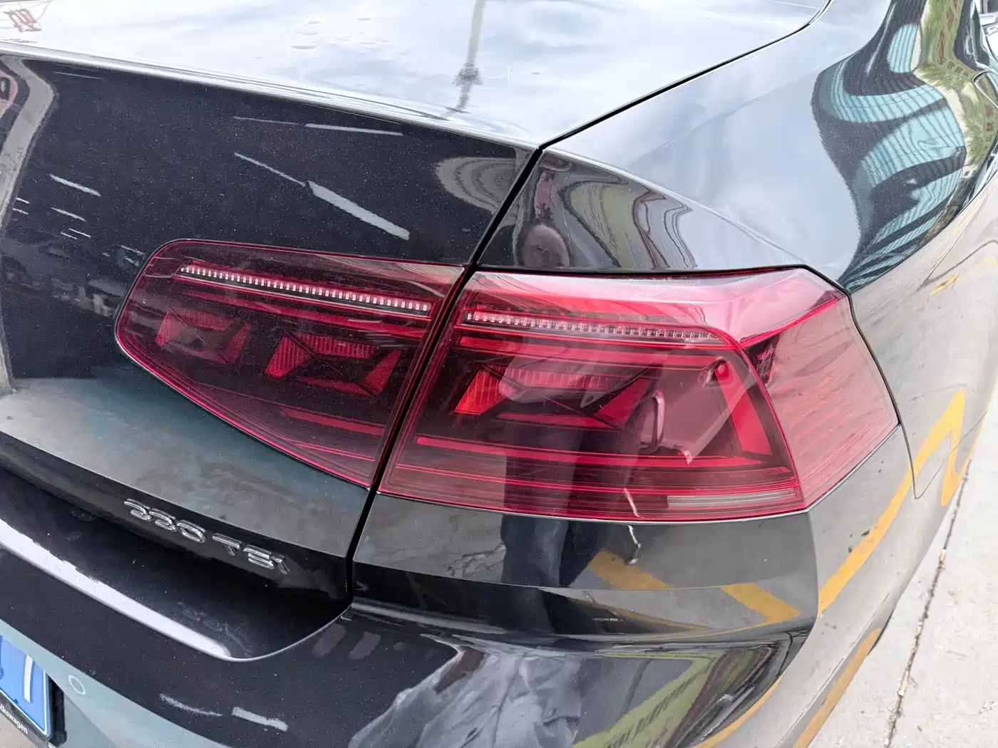 Volkswagen Magotan 2023 2 Million Units Anniversary Edition 330TSI DSG Leading Type фото 20