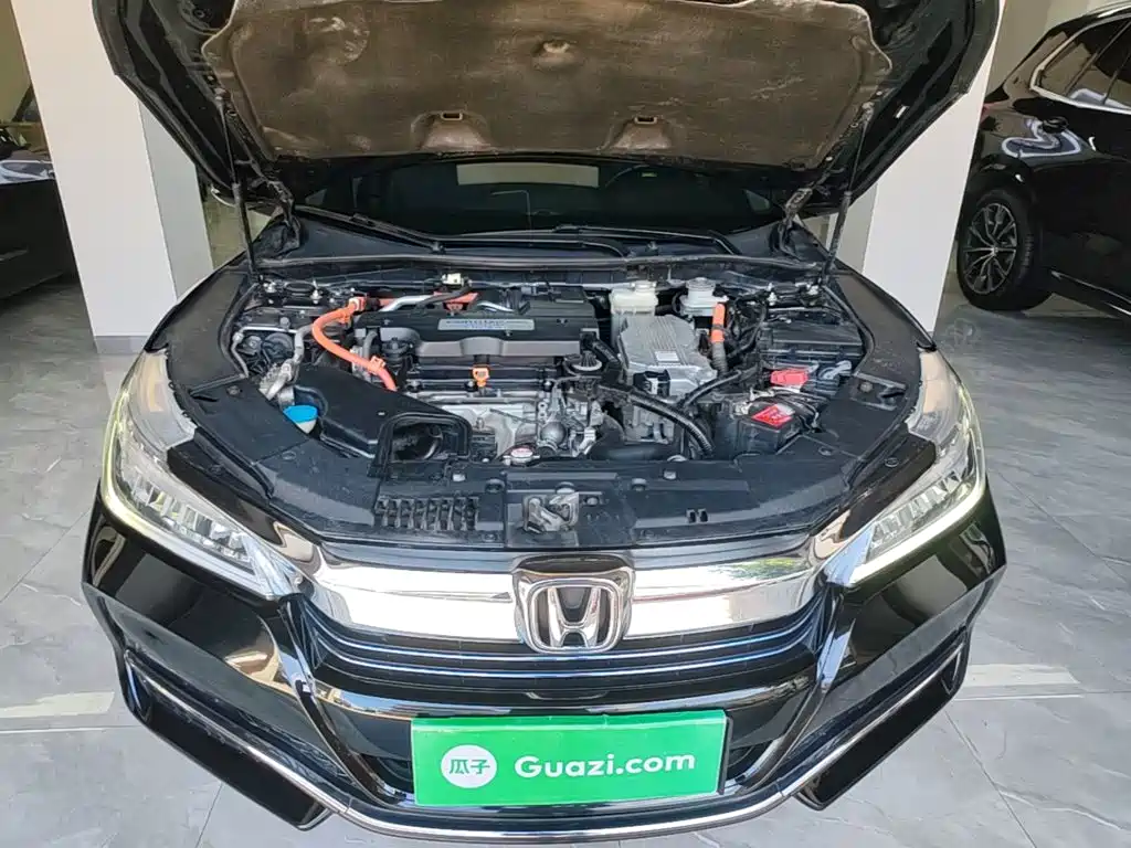 Фото 20 - Honda Accord