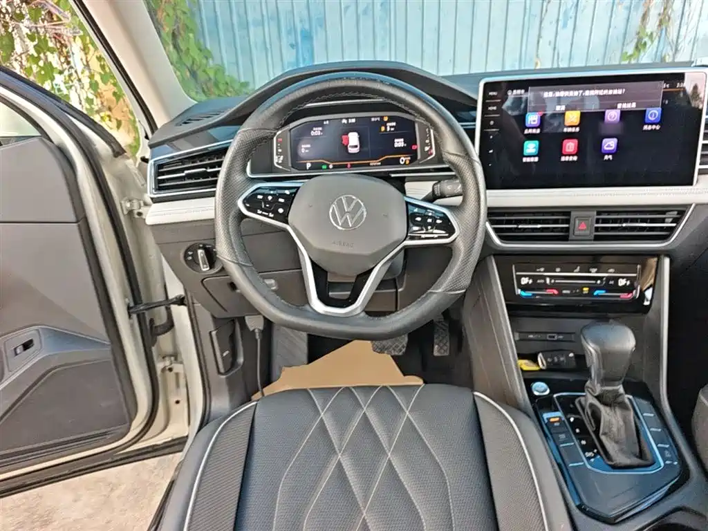 Volkswagen Tiguan L 2022 330TSI Automatic 2WD Smart Edition фото 11