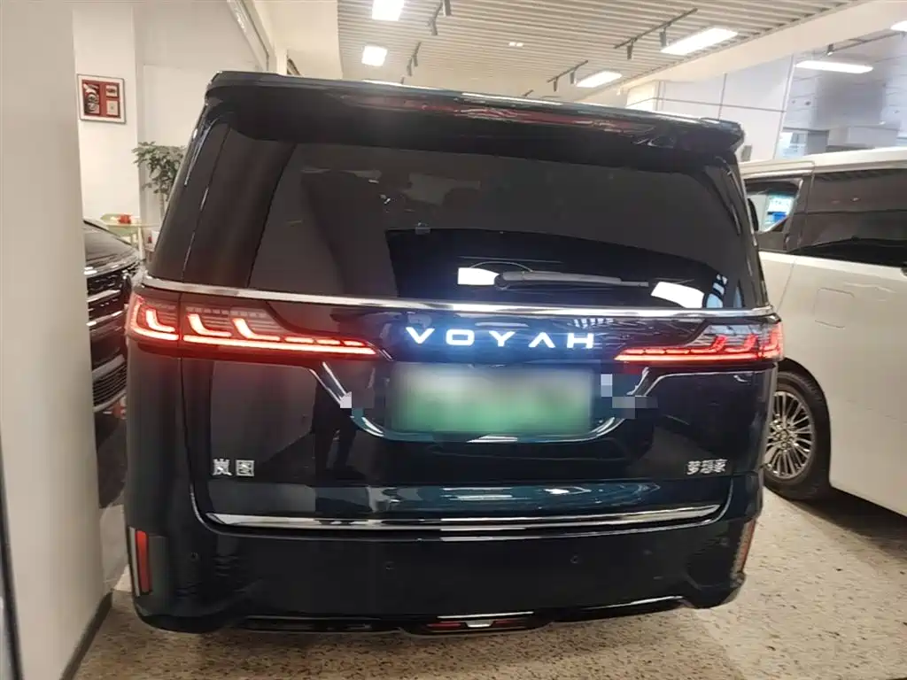 Voyah Auto Voyah Dreamer 2025 PHEV 4WD Kunpeng Premium Edition фото 6