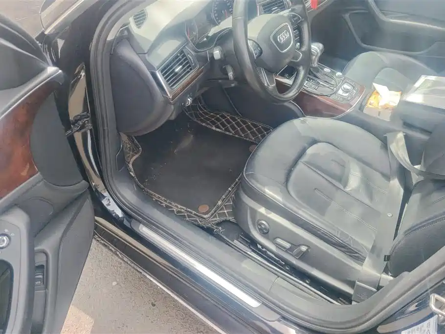 Audi A6L 2014 30 FSI Comfort фото 9
