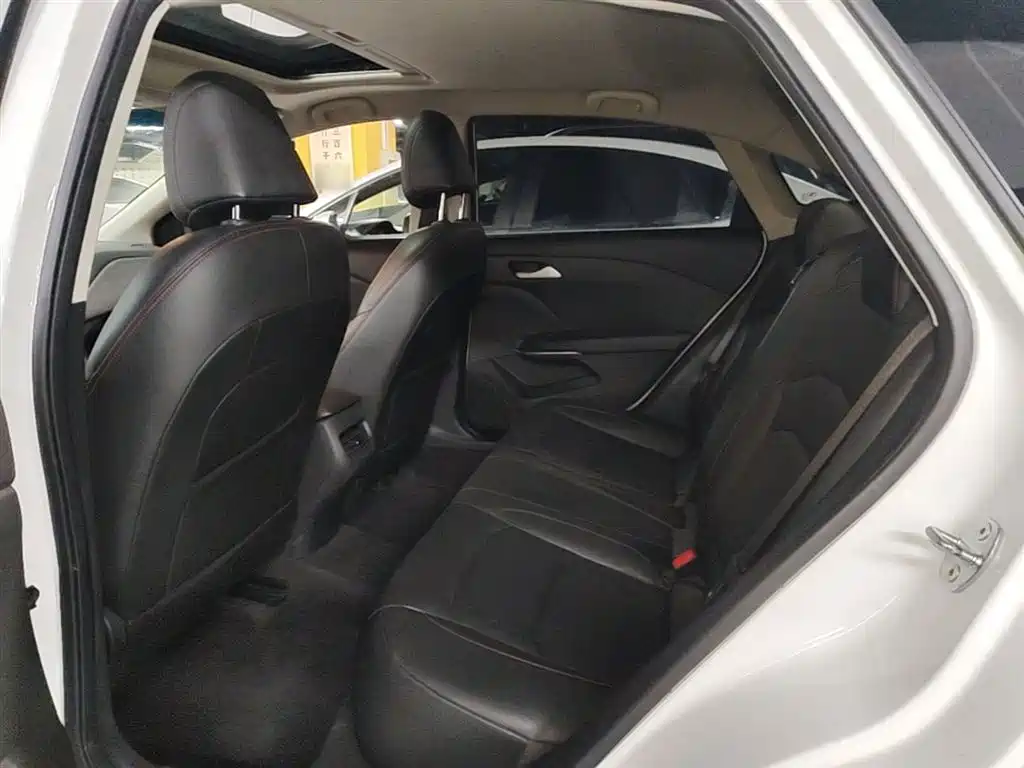 Chevrolet Monza 2020 Mild Hybrid Redline 320T Dual-Clutch Refreshing Edition фото 17